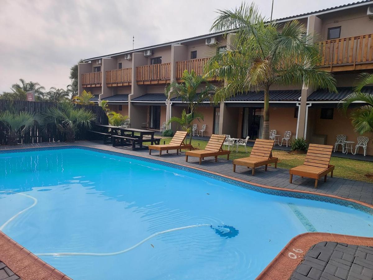 St Lucia Lodge エクステリア 写真