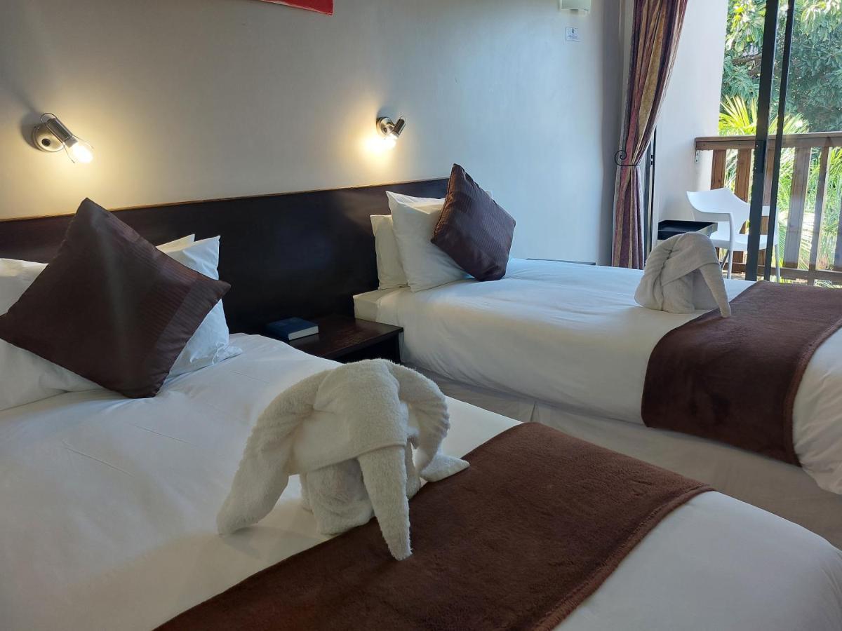 St Lucia Lodge エクステリア 写真