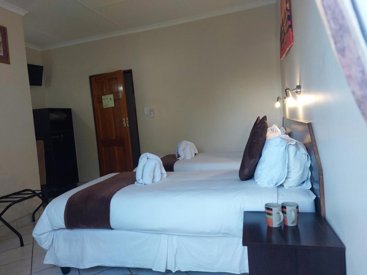St Lucia Lodge エクステリア 写真
