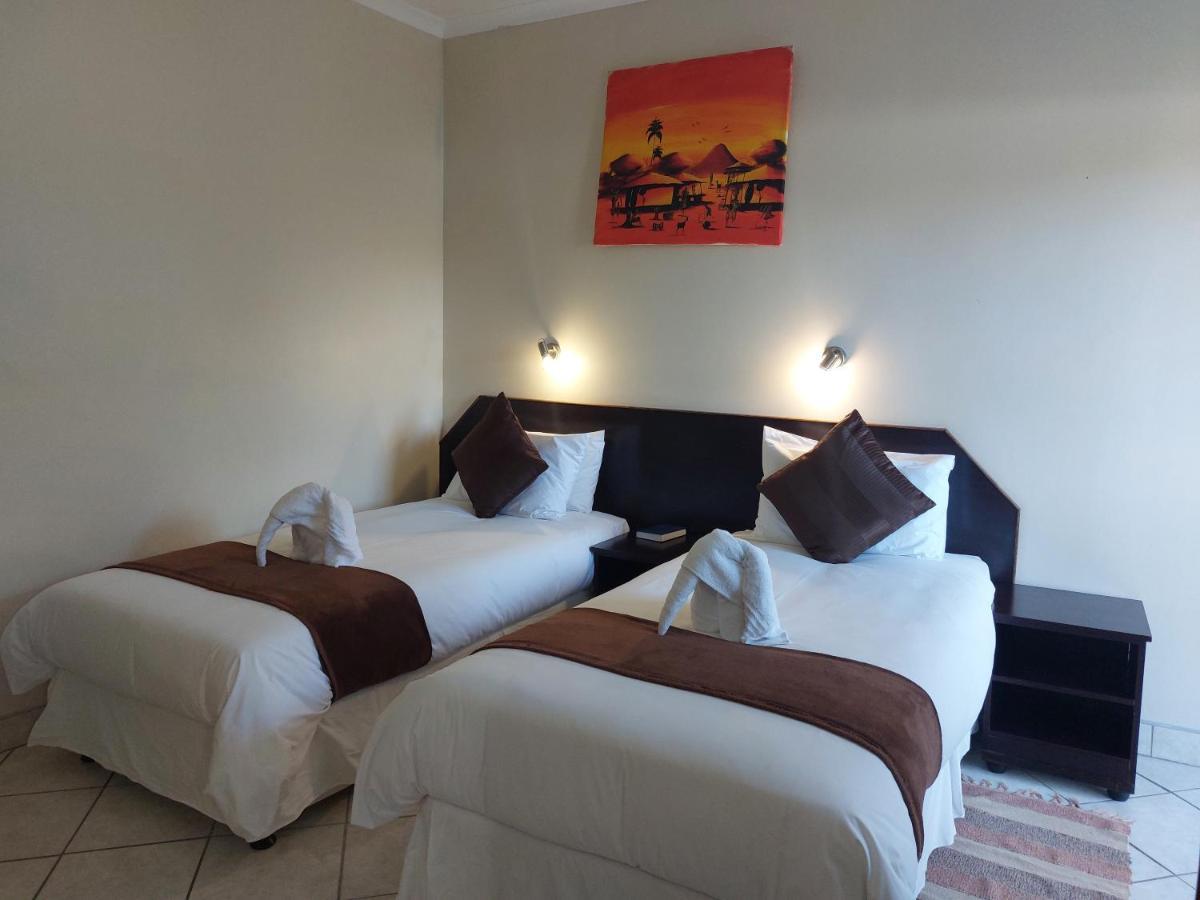 St Lucia Lodge エクステリア 写真